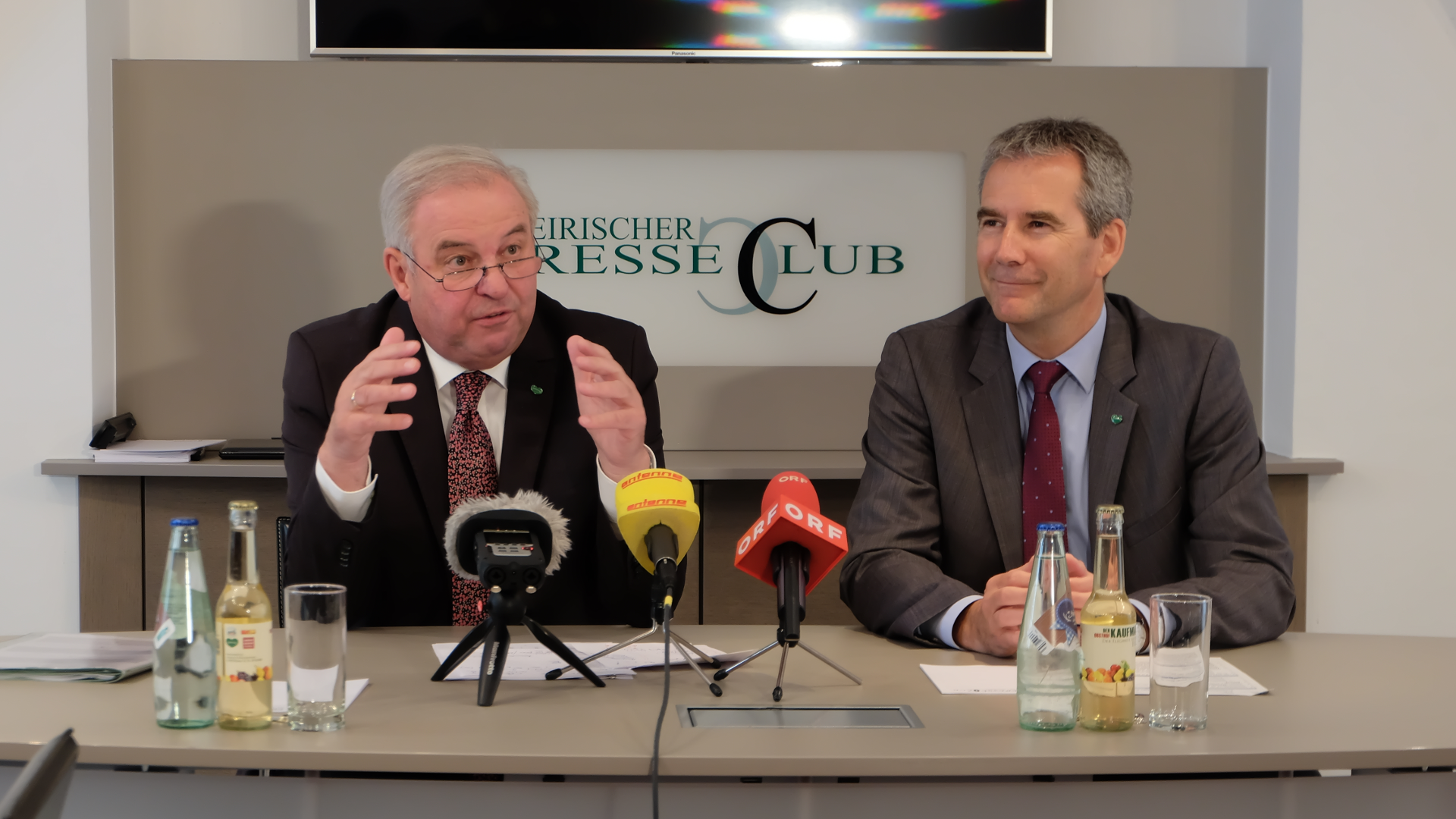 Hermann Schützenhöfer-Hartwig Löger-Finanz-Steiermark-Graz-Steuerreform-Presseclub